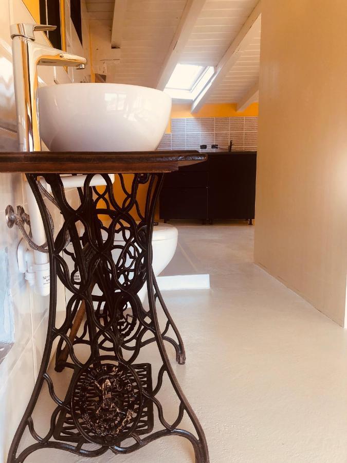 La Casa Di Andrea Appartement Gardone Riviera Buitenkant foto