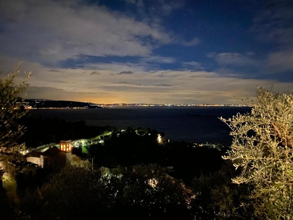 La Casa Di Andrea Appartement Gardone Riviera Buitenkant foto