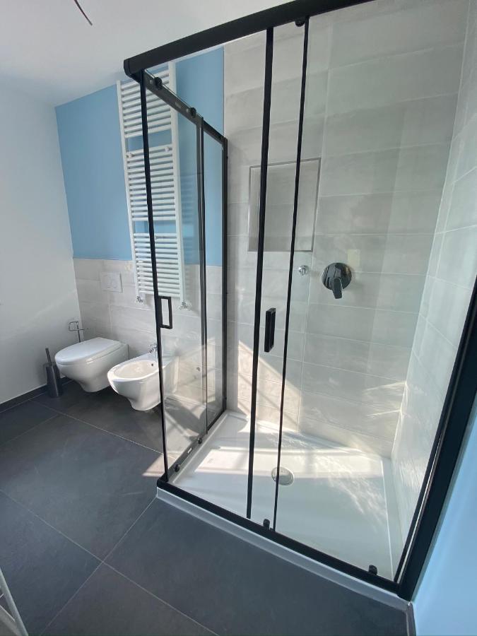 La Casa Di Andrea Appartement Gardone Riviera Buitenkant foto