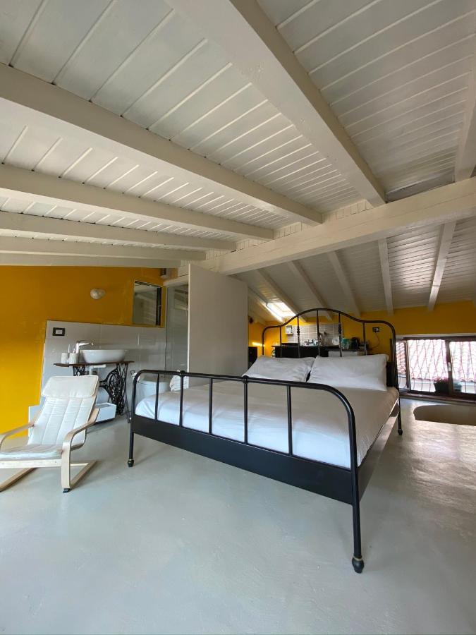 La Casa Di Andrea Appartement Gardone Riviera Buitenkant foto